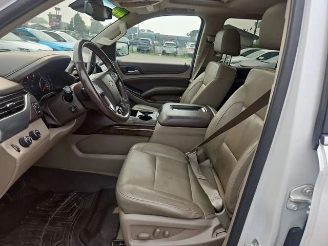 Used 2016 IRIDESCENT PEARL TRICOAT Chevrolet LT image 10