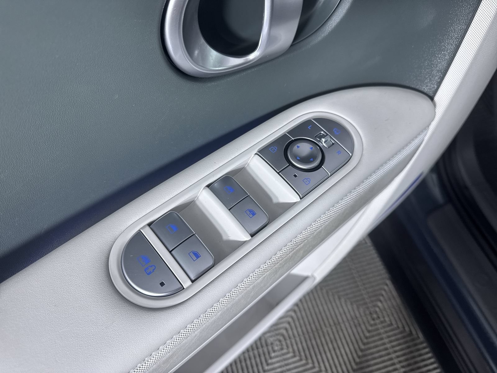 Certified Used 2023 Digital Teal Hyundai SEL image 14