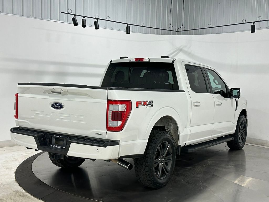 Used 2022 White Ford Lariat image 11