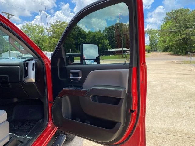 Used 2017 Red GMC SLE image 15