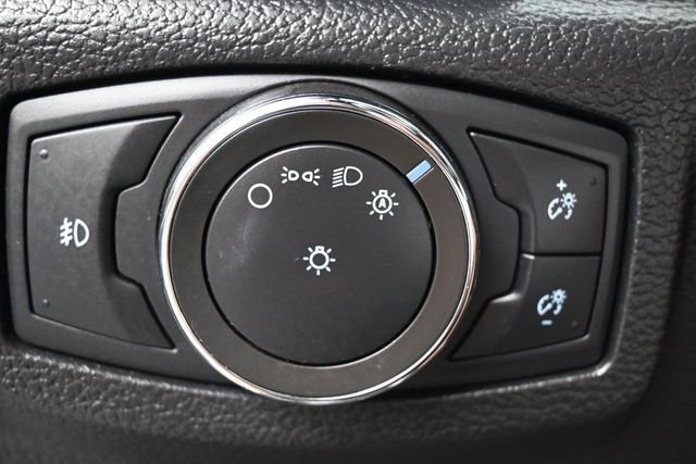 Used 2020 White Ford Limited image 39