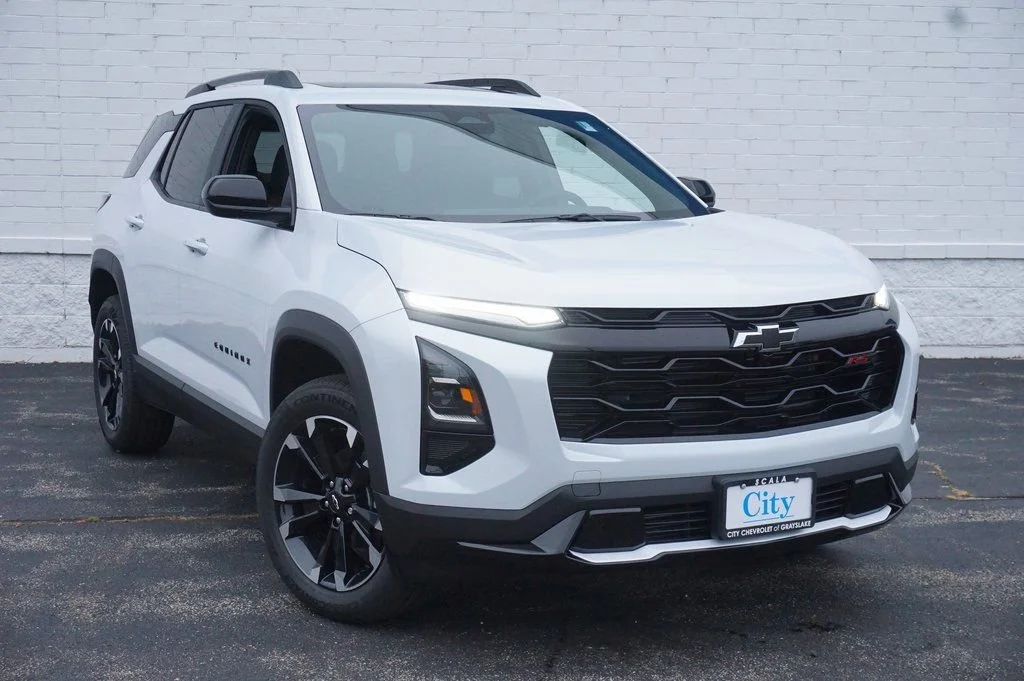 New 2026 Polar White Tricoat Chevrolet RS image 4