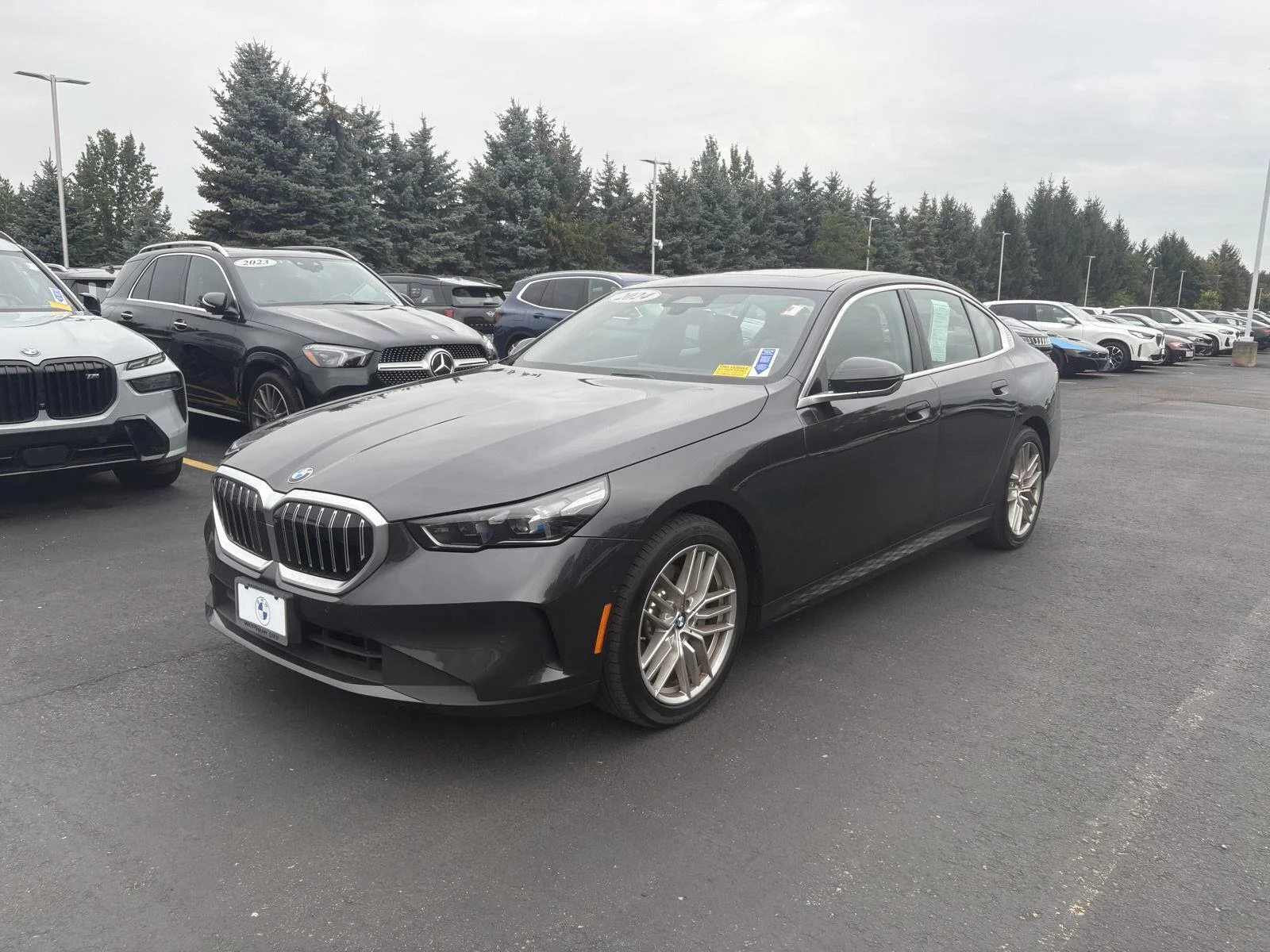 Used 2024 Dark Graphite Metallic BMW 530i xDrive image 3