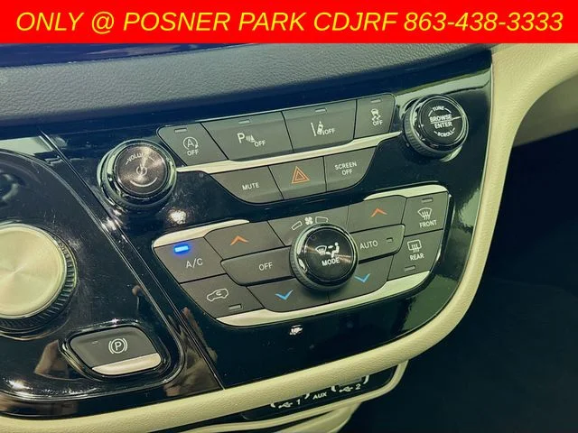 Used 2024 Silver Chrysler Touring L image 15