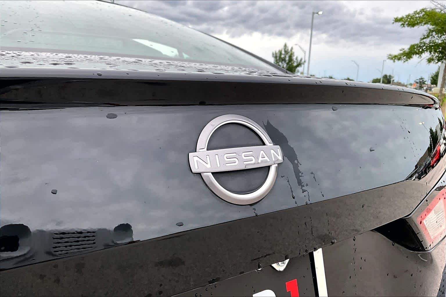 Certified Used 2024 Super Black Nissan 2.5 SV image 31