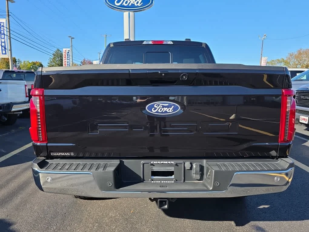 Used 2025 Agate Black Metallic Ford XLT image 6