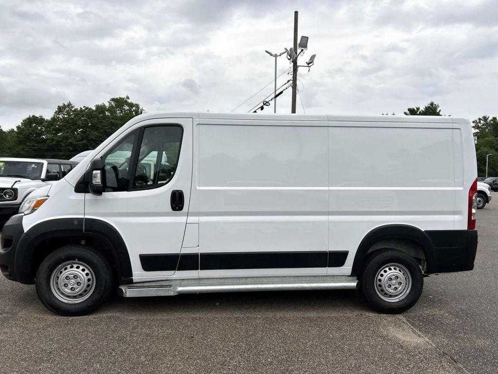 Used 2025 White Ram  image 6