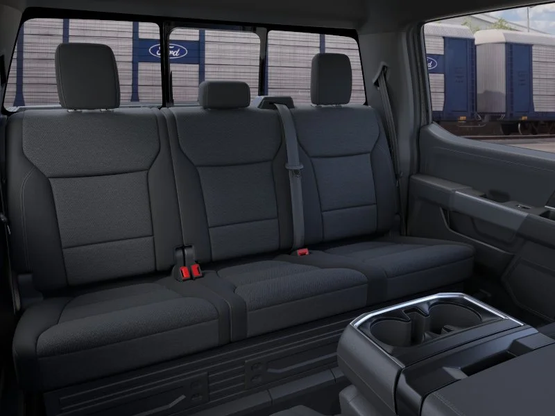 New 2026 Carbonized Gray Metallic Ford XLT image 11