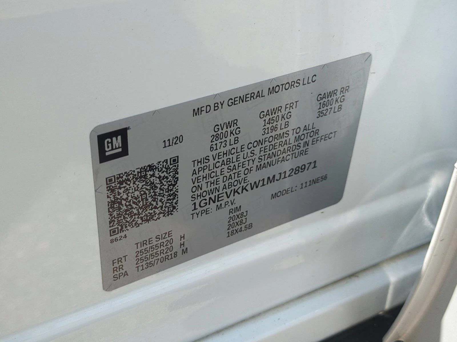 Used 2021 Summit White Chevrolet Premier image 39