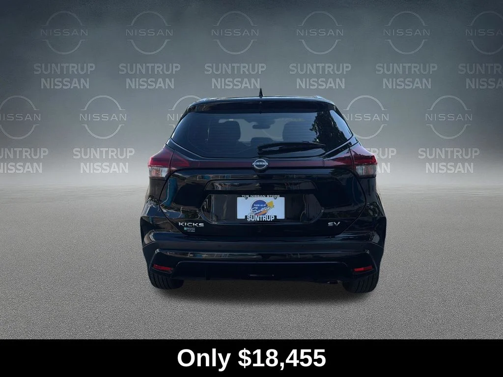 Used 2023 Black Nissan SV image 4