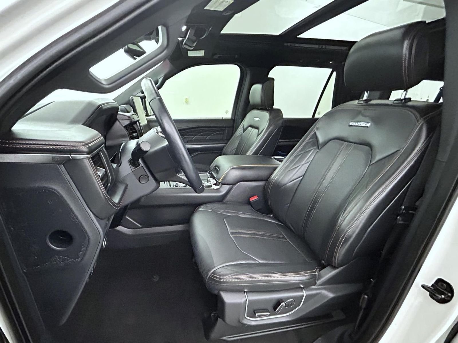 Used 2024 White Ford Platinum image 11