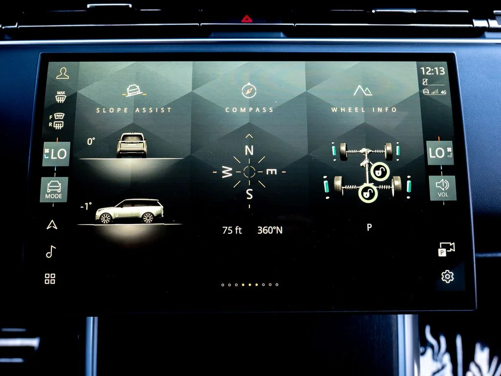 Certified Used 2025 Black Land Rover SE image 23