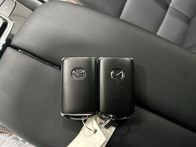 New 2026 Wind Chill Pearl Mazda 2.5 Turbo AWD image 32