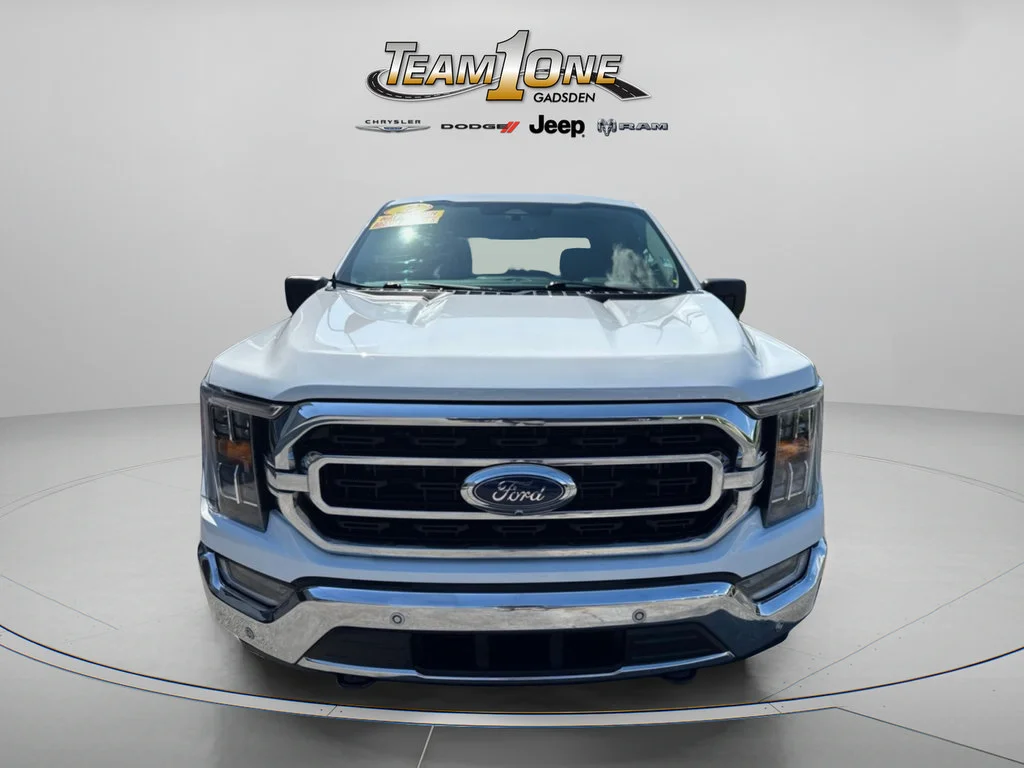 Used 2022 Oxford White Ford XLT image 4