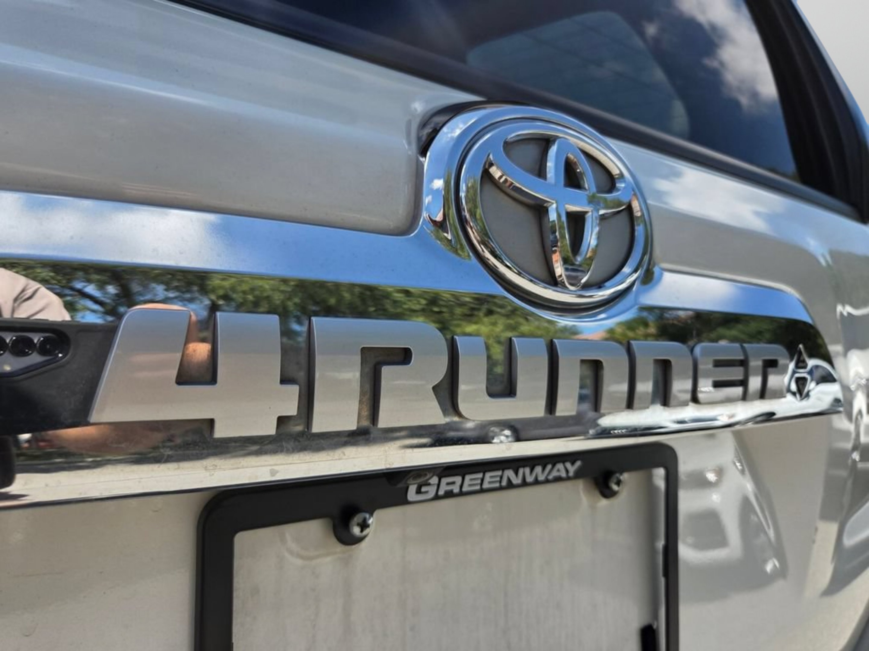Used 2020 Blizzard Pearl Toyota Limited image 15