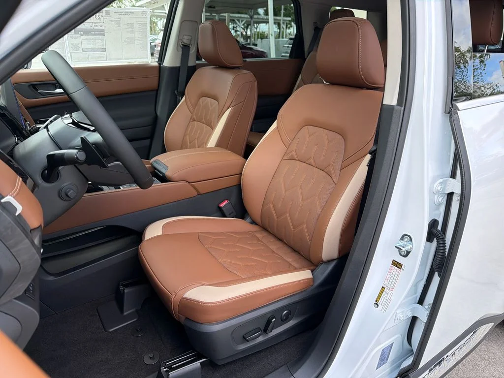 New 2026 White Nissan Platinum image 30