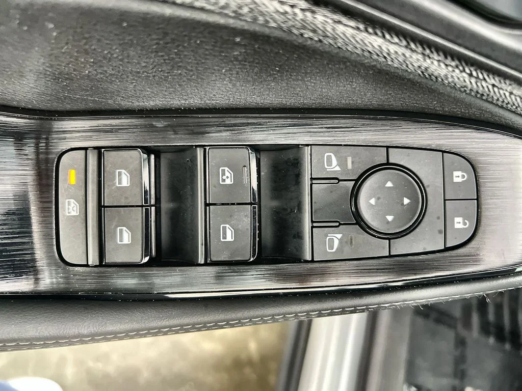 Certified Used 2023 Silver Nissan SV image 15