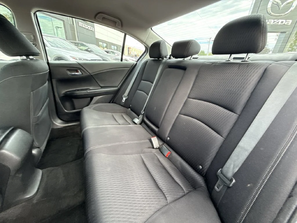 Used 2015 Blue Honda Sport image 23