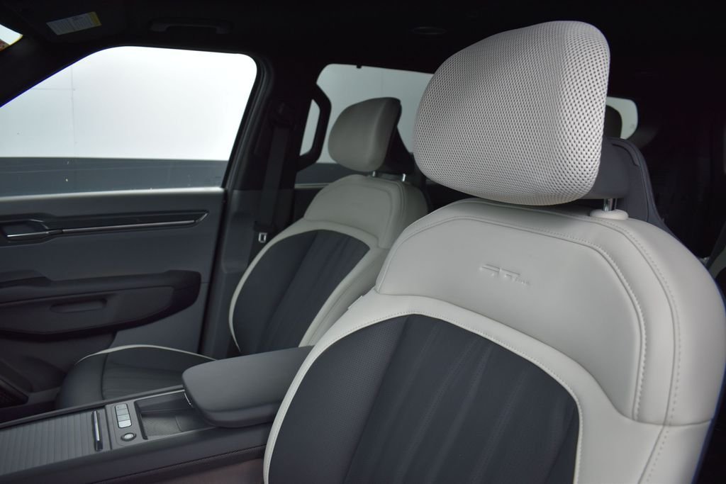 New 2026 Wolf Gray / Black Roof Kia GT-Line AWD image 9