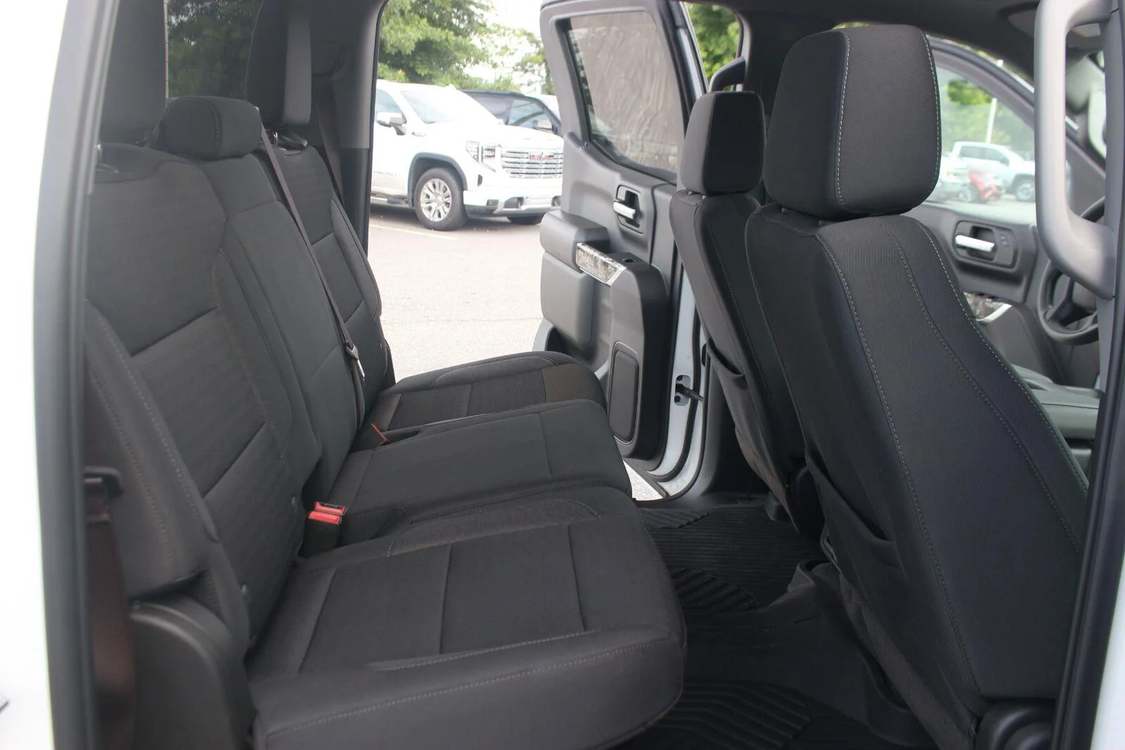 Used 2024 Summit White Chevrolet Custom Trail Boss image 35