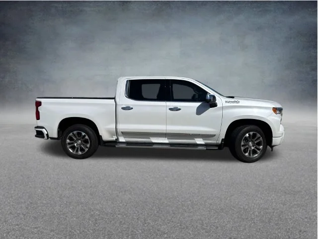 Used 2024 Beige Chevrolet High Country image 18