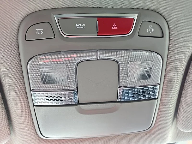 Used 2024 Silver Kia S image 21