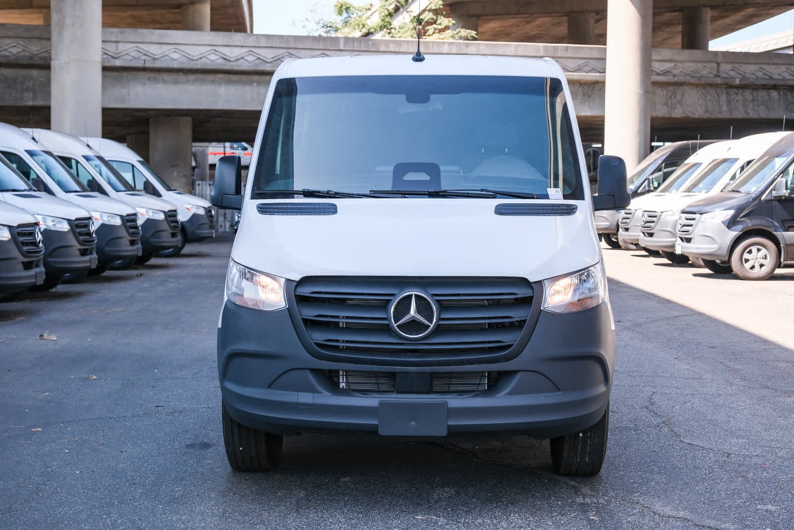 New 2026 Arctic+White Mercedes-Benz Cargo 144 WB  RWD 2.0L 4-Cylinder image 3