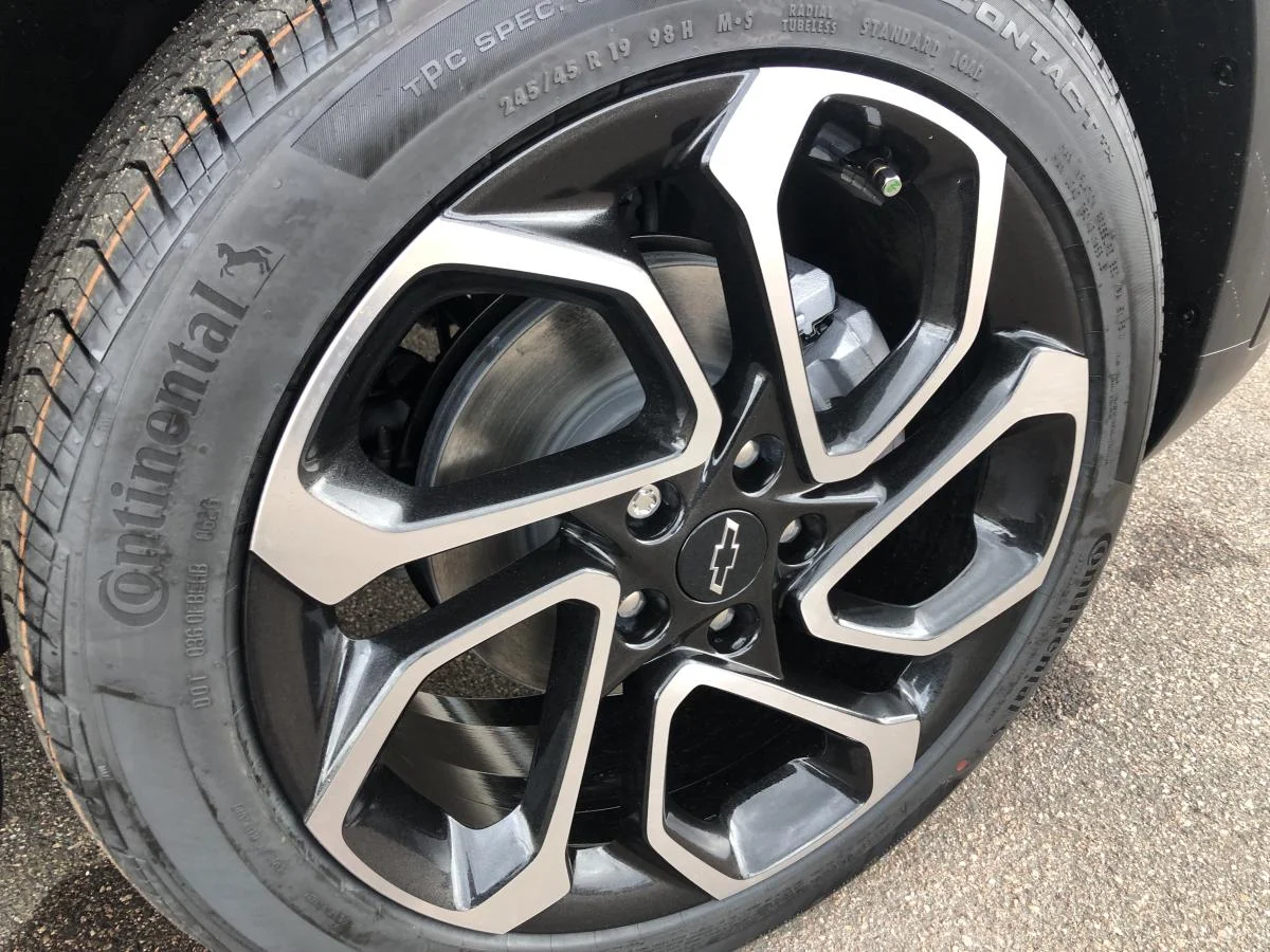 New 2026 Black Chevrolet Fwd 4dr 2rs image 9