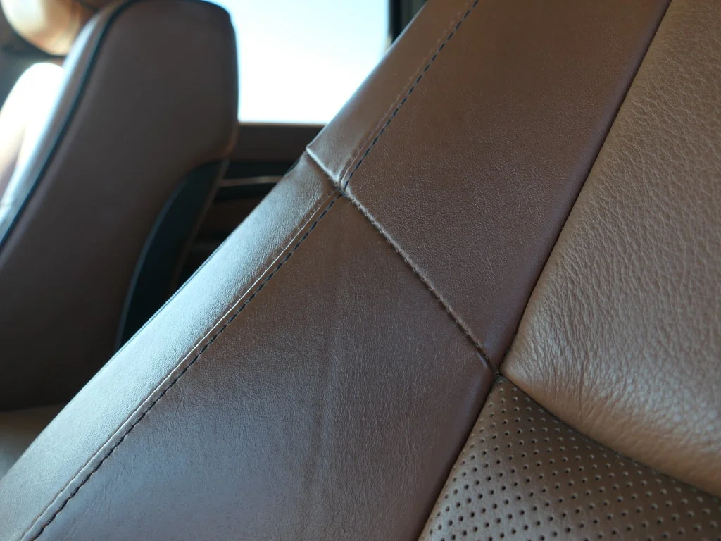 Certified Used 2017 Velvet Jeep Summit image 12