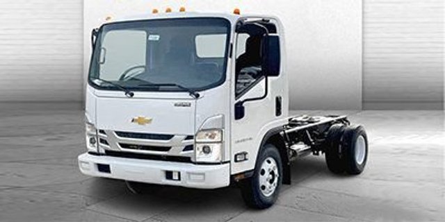 2026 Chevrolet Low Cab Forward 4500 HG MEDIUM ASH GRAY