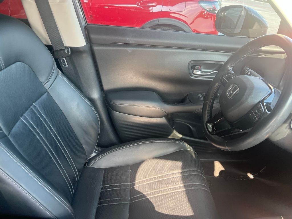 Certified Used 2023 Modern Steel Metallic Honda EX-L image 4