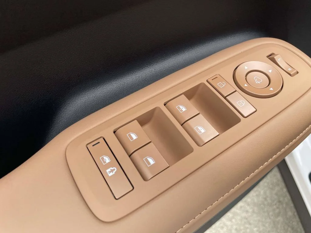 New 2027  Hyundai Limited image 12