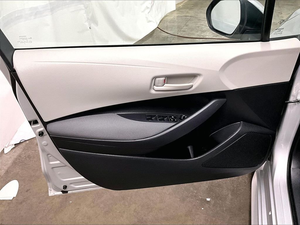 Used 2023 Silver Toyota LE image 9