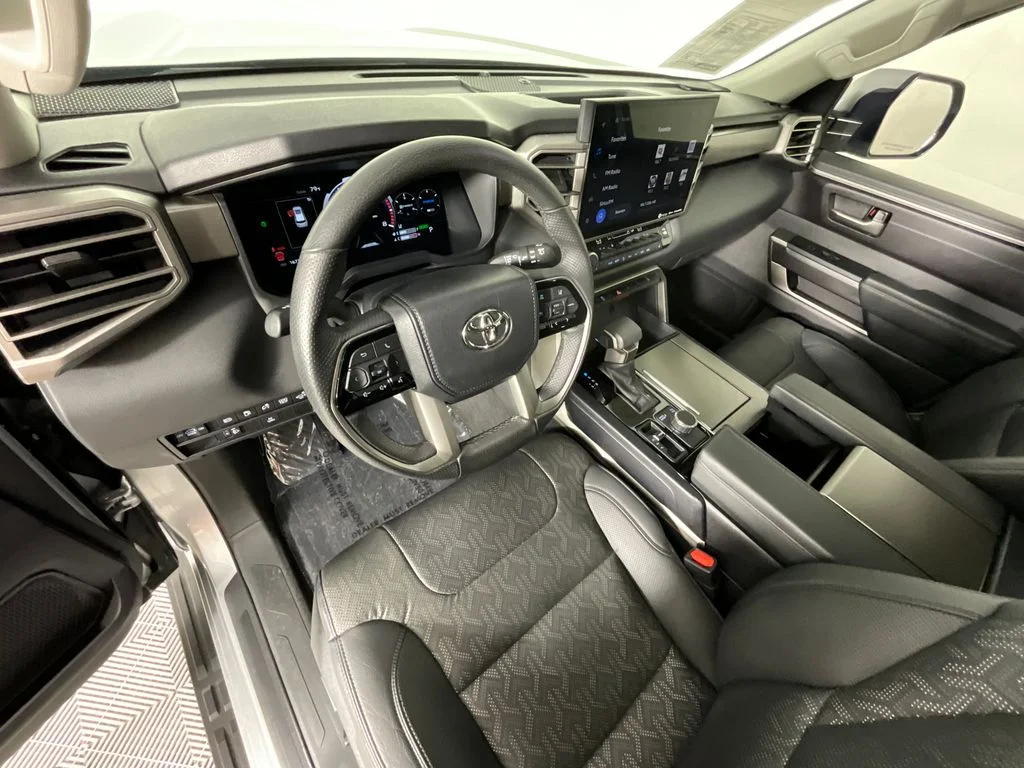 Used 2023 Silver Toyota SR5 image 15