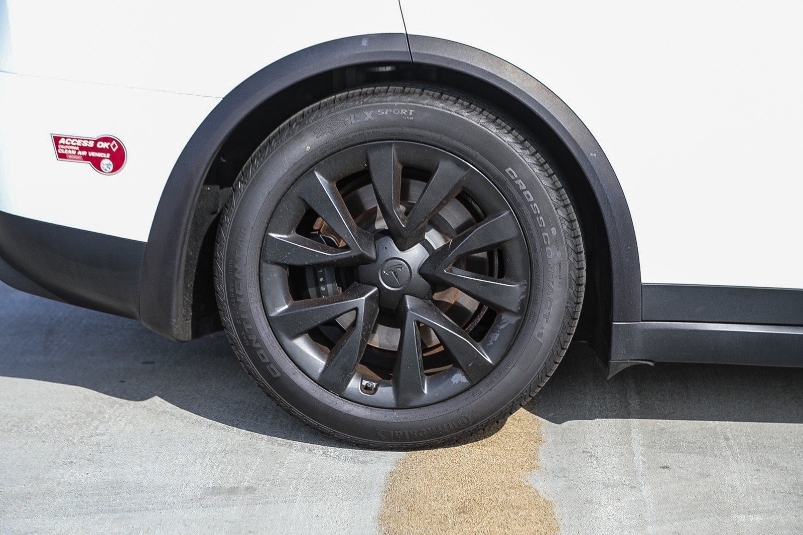 2023 Tesla Model X Long Range - Photo 10