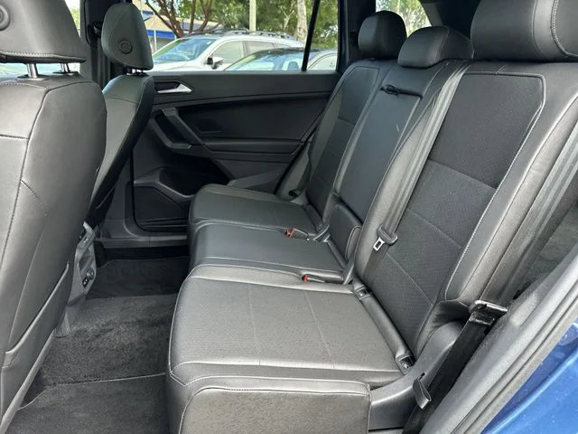 Used 2019 Blue Volkswagen 2.0T SEL R-Line image 23