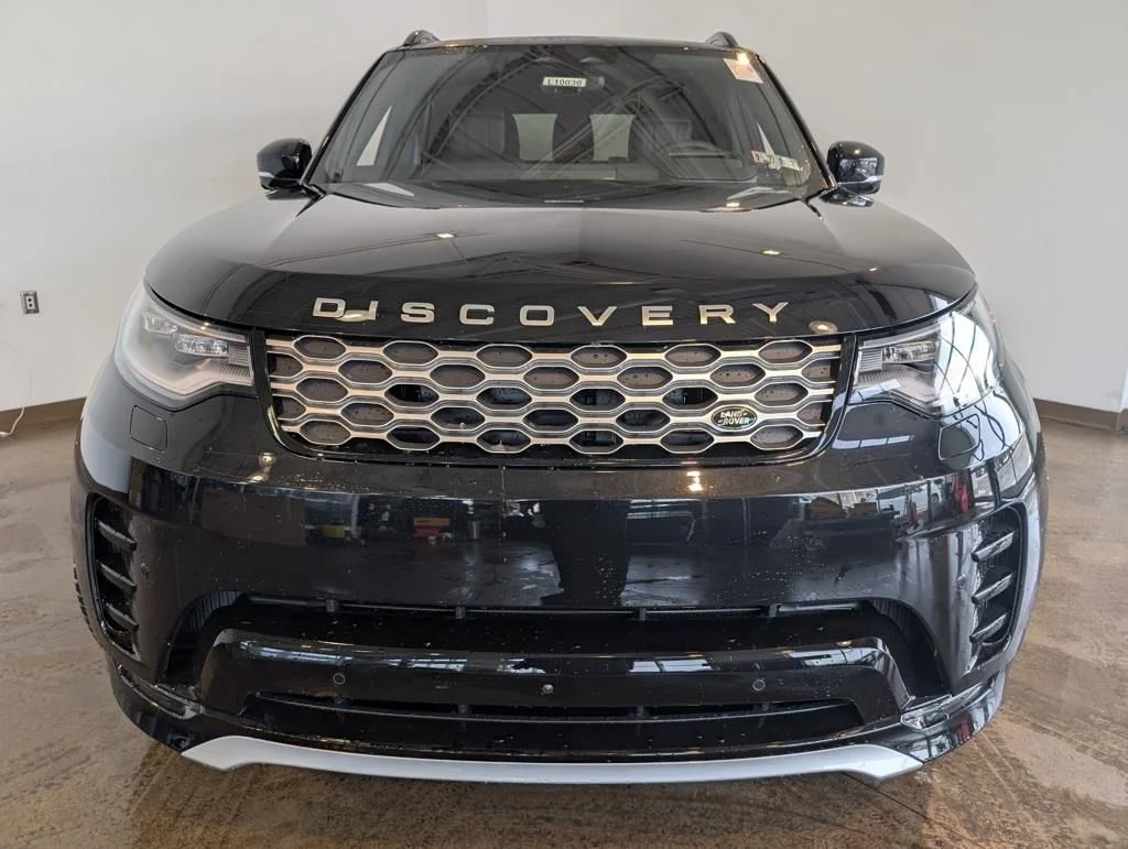 New 2026 Santorini Black Land Rover  image 2