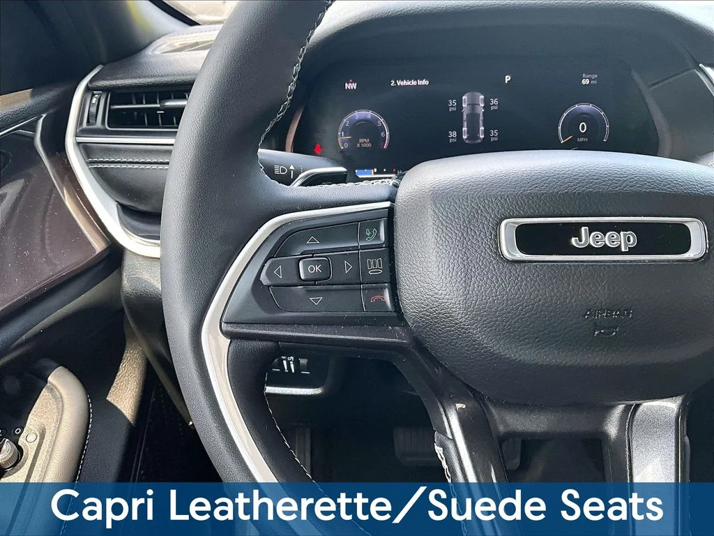 Used 2023 White Jeep Altitude X image 15