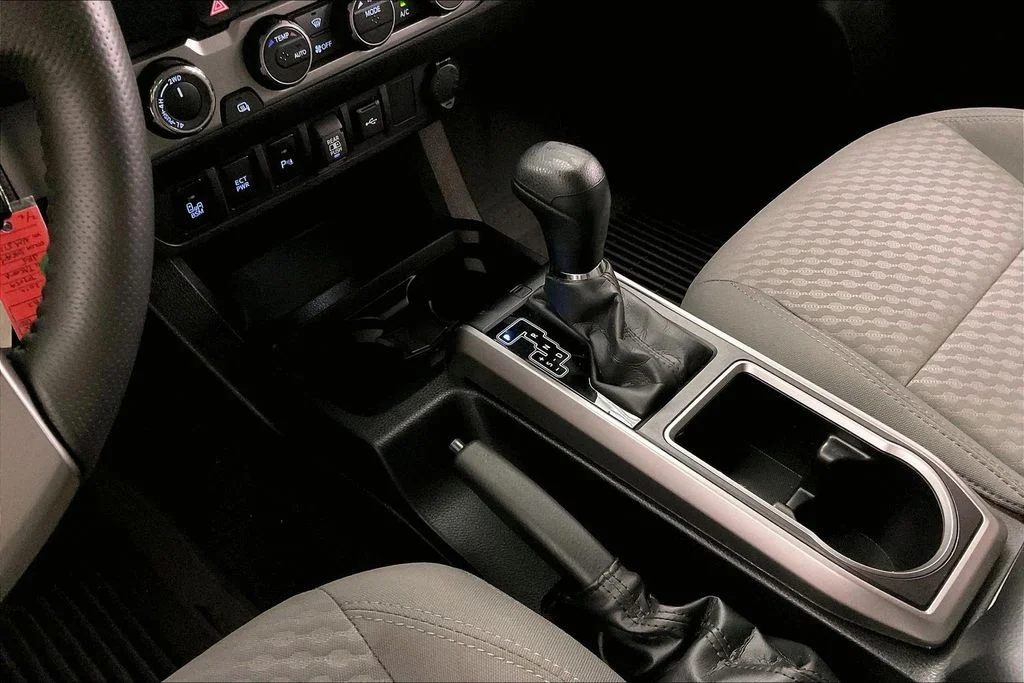 Used 2022 Gray Toyota SR5 image 19