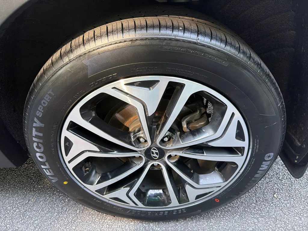 Used 2020 Gray Hyundai SEL image 20