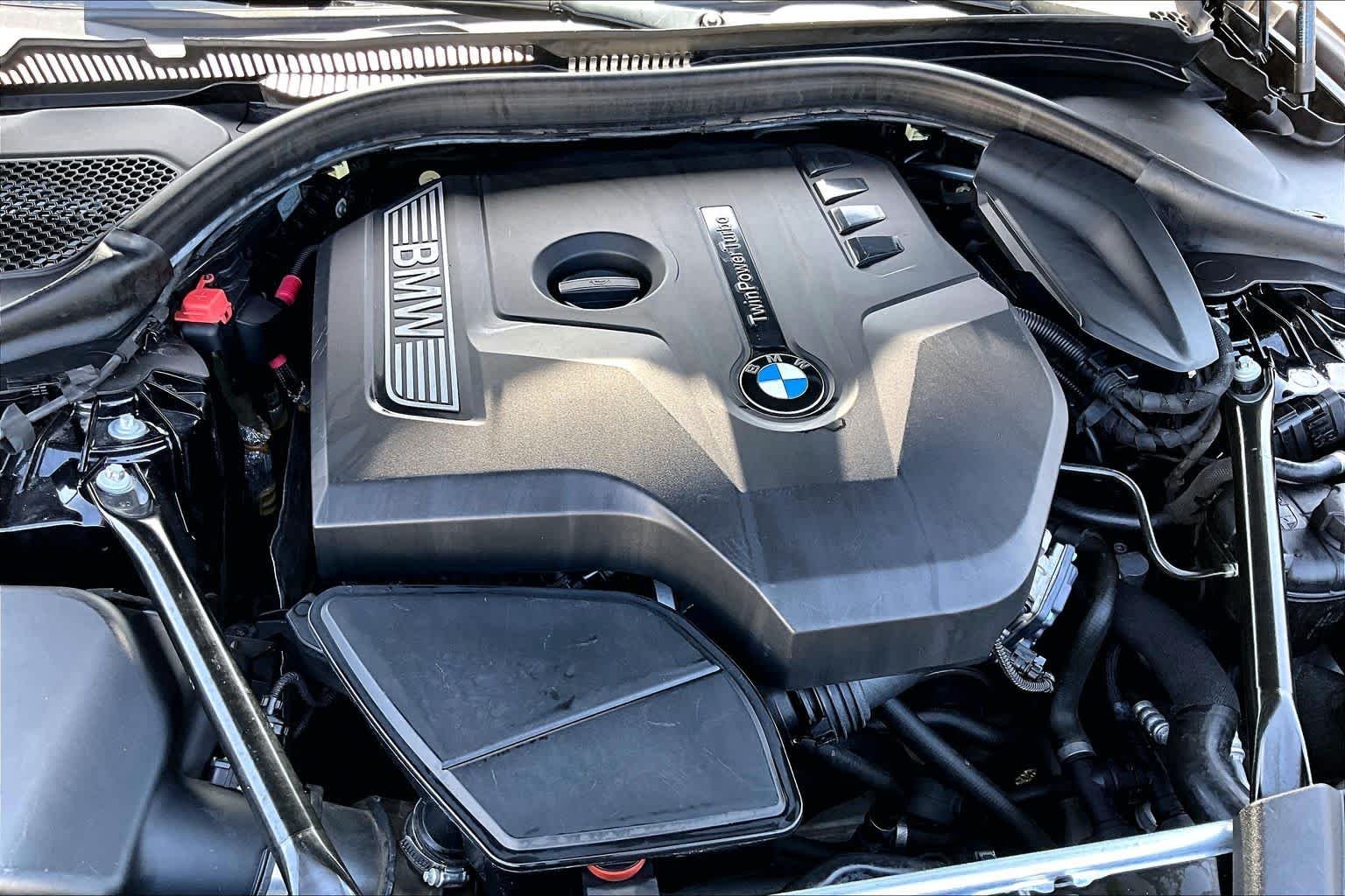 Used 2018 Jet Black BMW 530i image 35