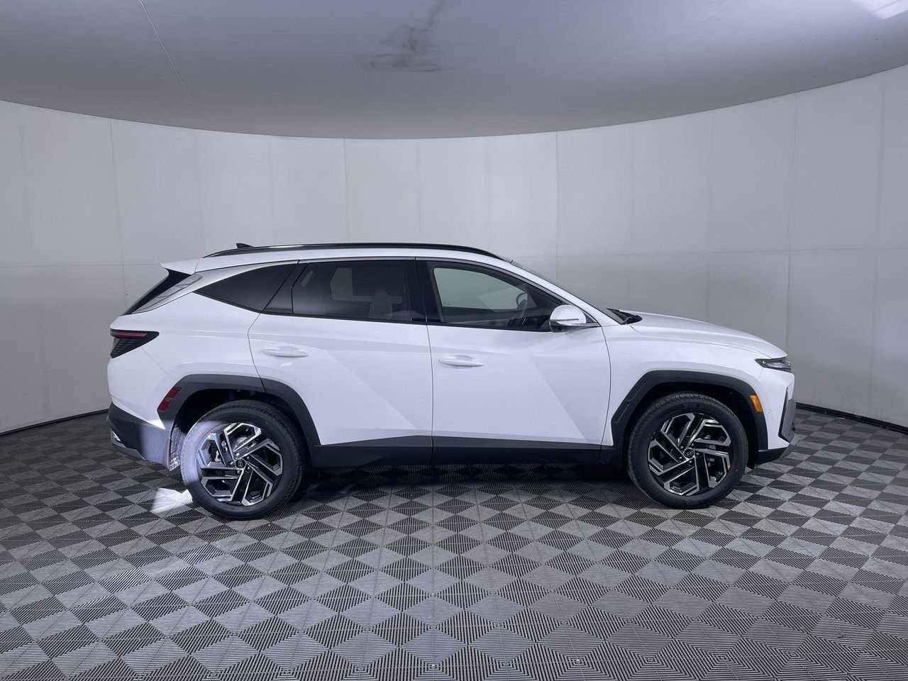New 2026 Serenity White Pearl Hyundai Limited AWD image 4