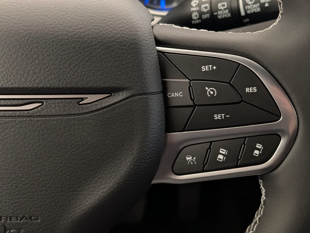 New 2027 Black Chrysler Select - - AWD - Customer Preferred Pkg 27L - Safety Sphere - Full Sunroof & More! image 18