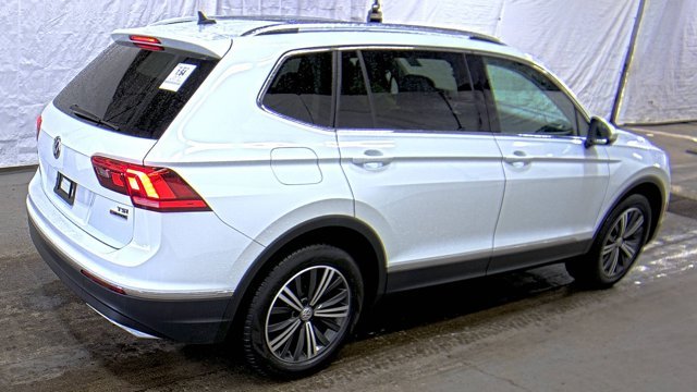 Used 2018 Pure White Volkswagen SEL image 6