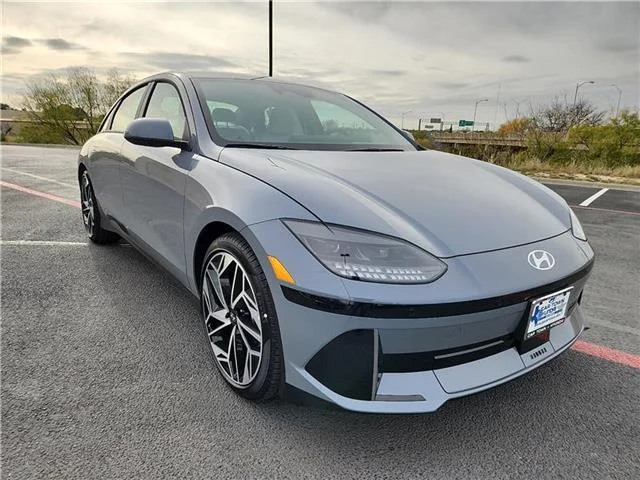 New 2025 Transmission Blue Hyundai SEL image 6
