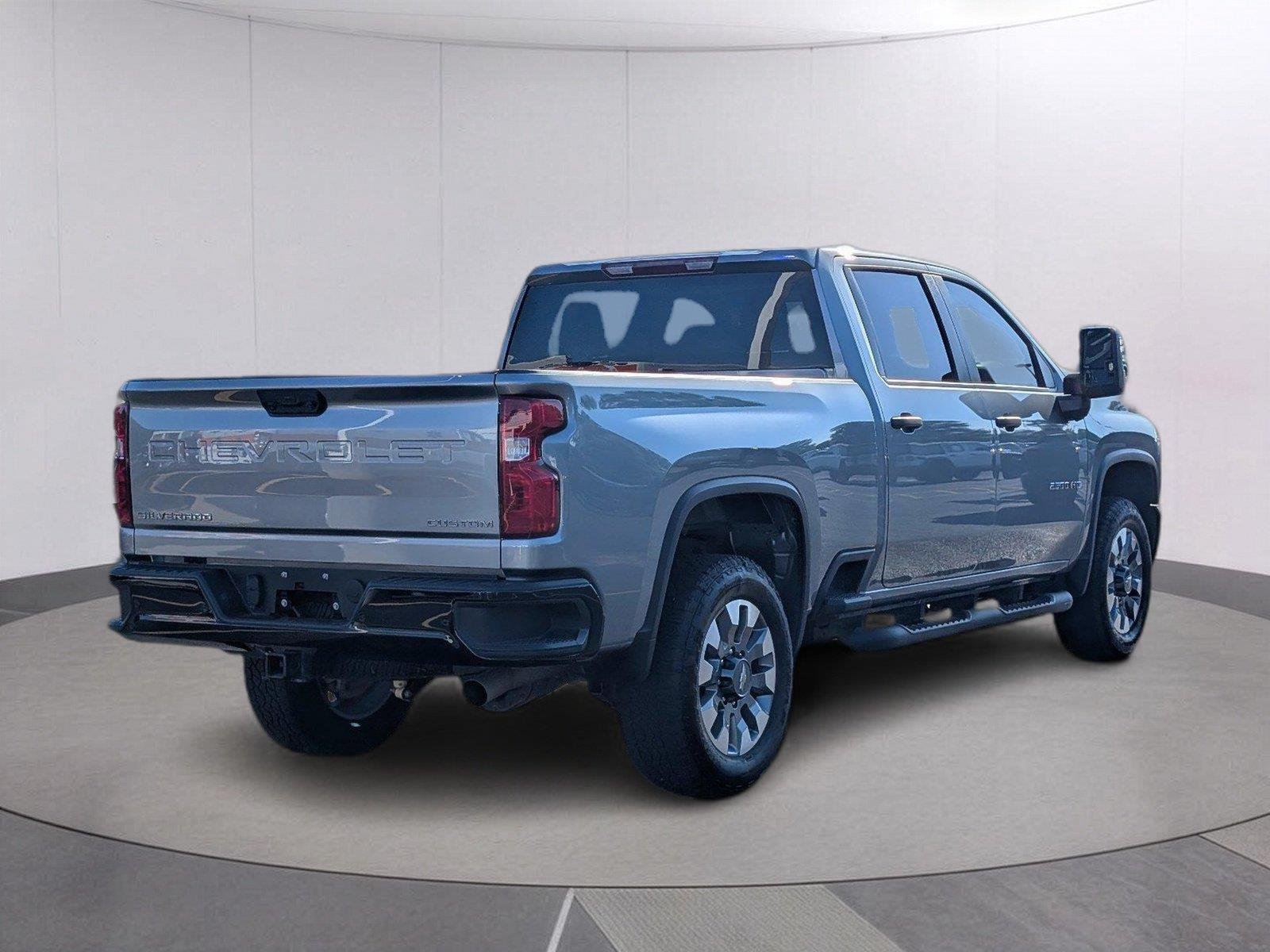 Used 2025 Sterling Gray Metallic Chevrolet Custom image 7
