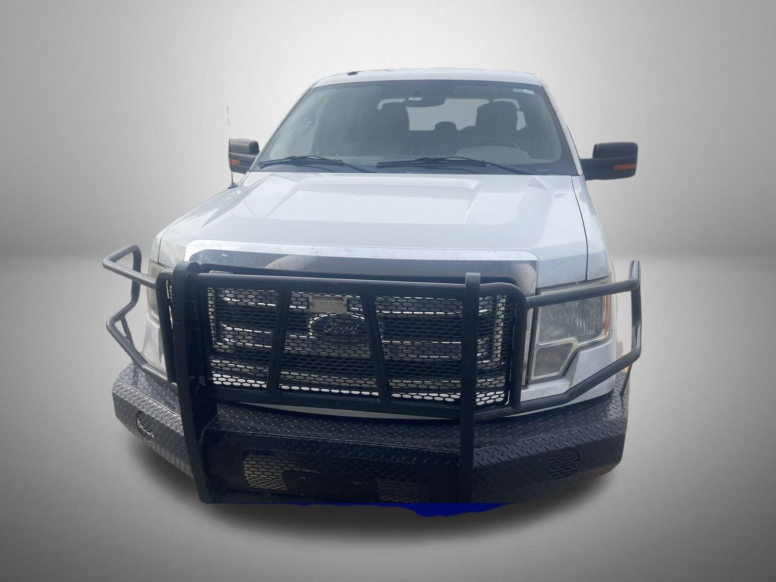 Used 2013 White Ford XLT image 2