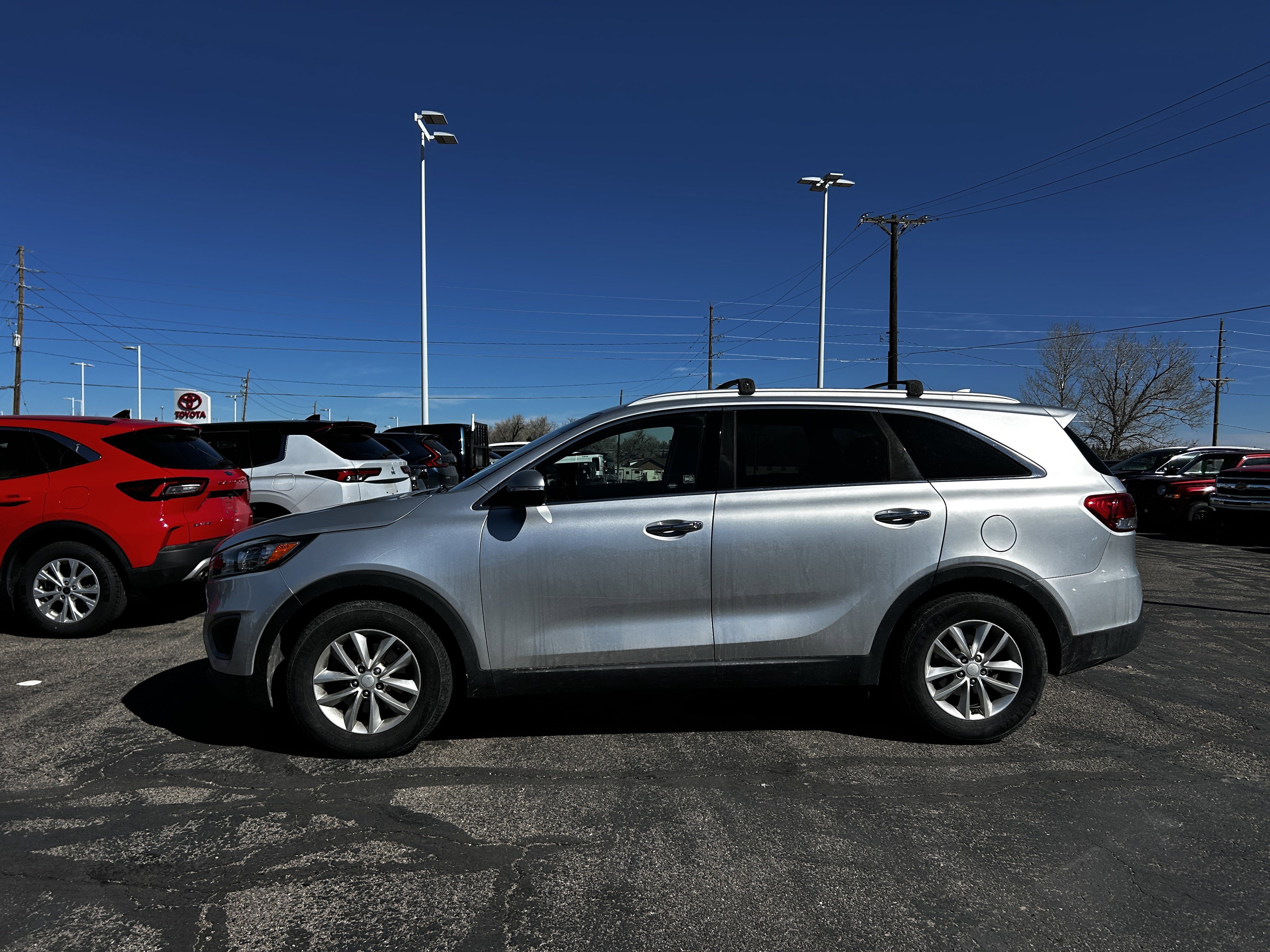 Used 2016 Kia Sorento LX with VIN 5XYPG4A52GG109043 for sale in Cheyenne, WY