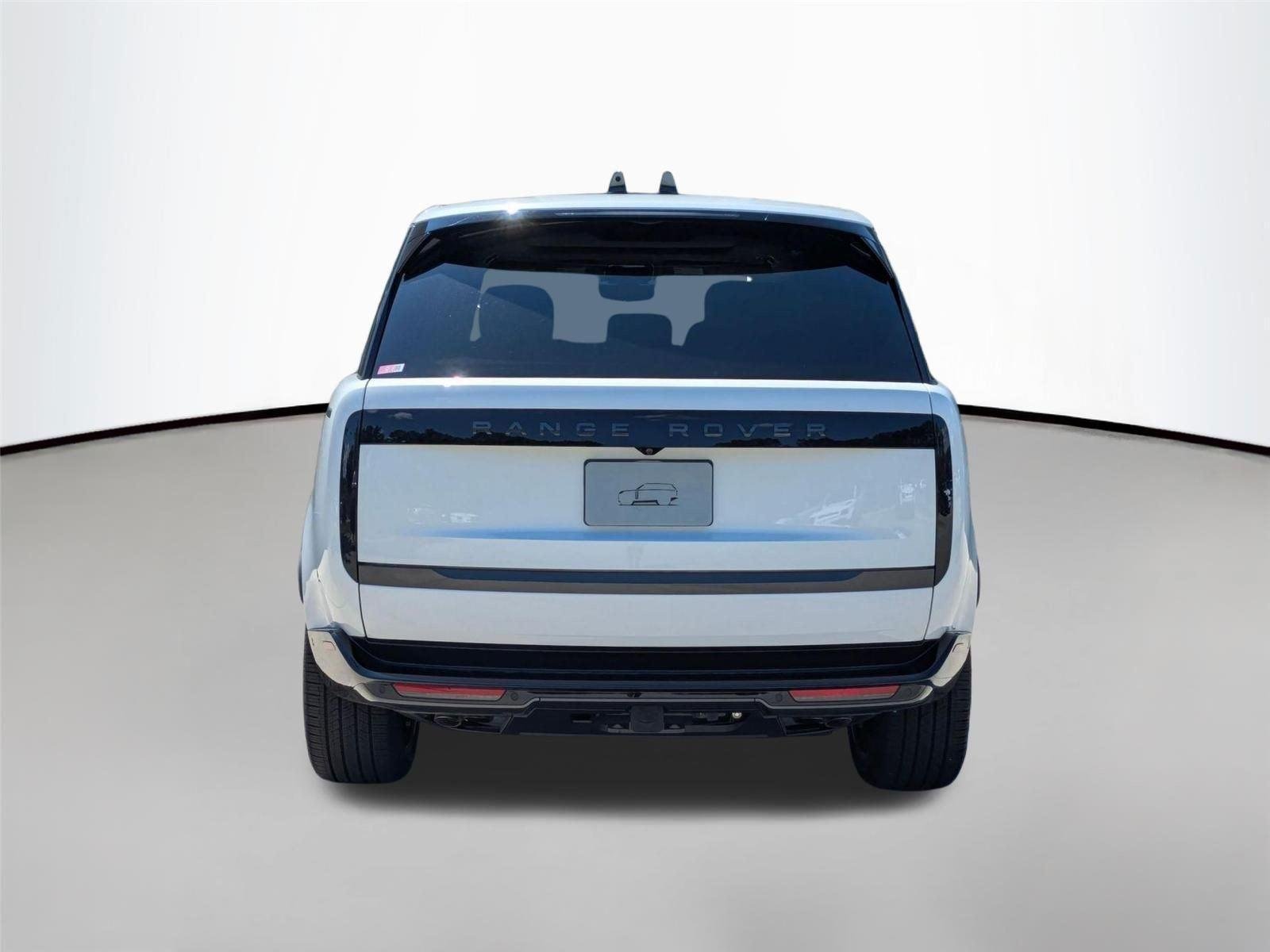New 2026 Fuji White Land Rover SE image 6