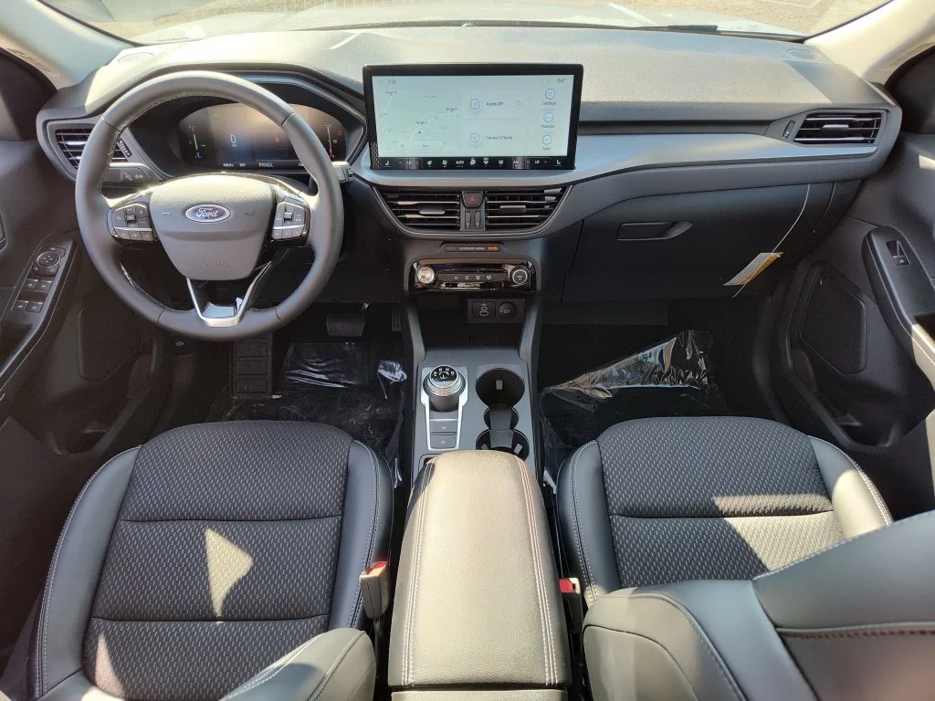 New 2025 Space Silver Metallic Ford Plug-in Hybrid image 10